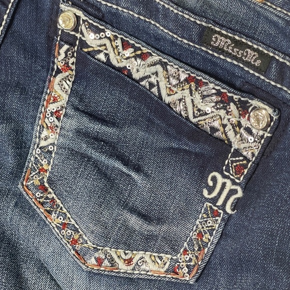 Miss Me Red Aztec Accent Jewel Bootcut Lowrise Jeans Size 29 Sequin Rhinestone - Picture 3 of 11